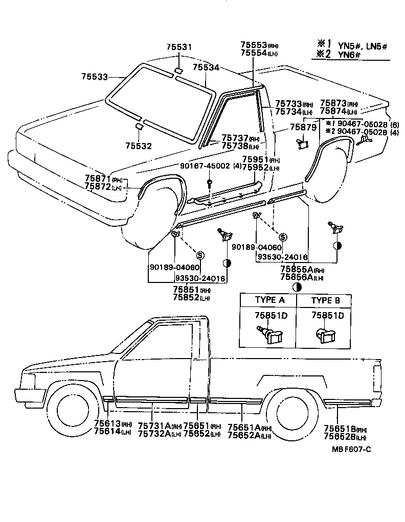  HILUX |  MOULDING