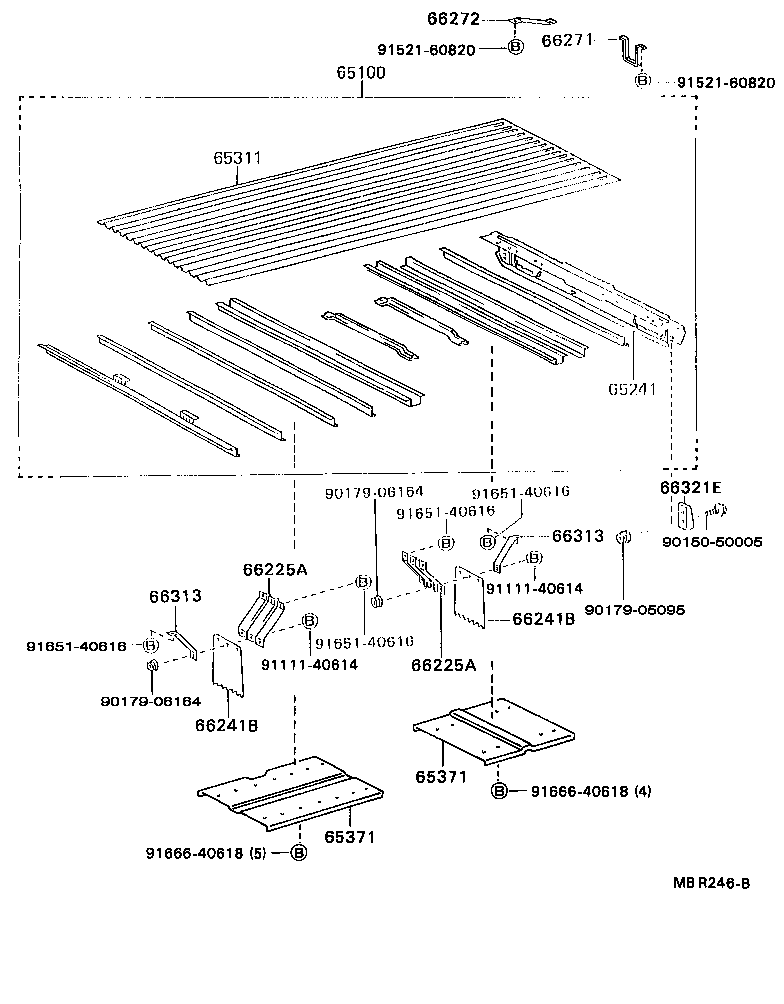  DYNA TOYOACE |  REAR BODY FLOOR FENDER