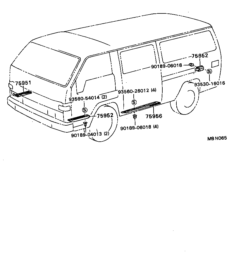  DYNA TOYOACE |  MOULDING