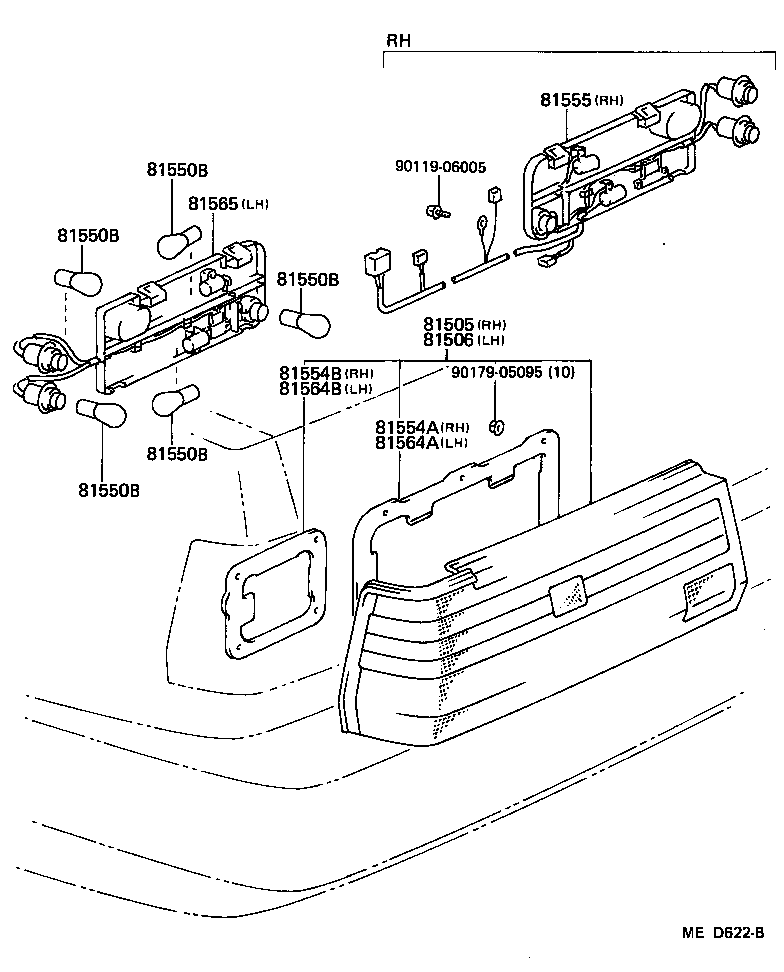  CROWN |  REAR COMBINATION LAMP